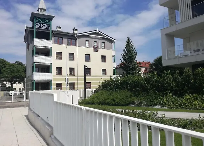 Karlikowo Apartman *